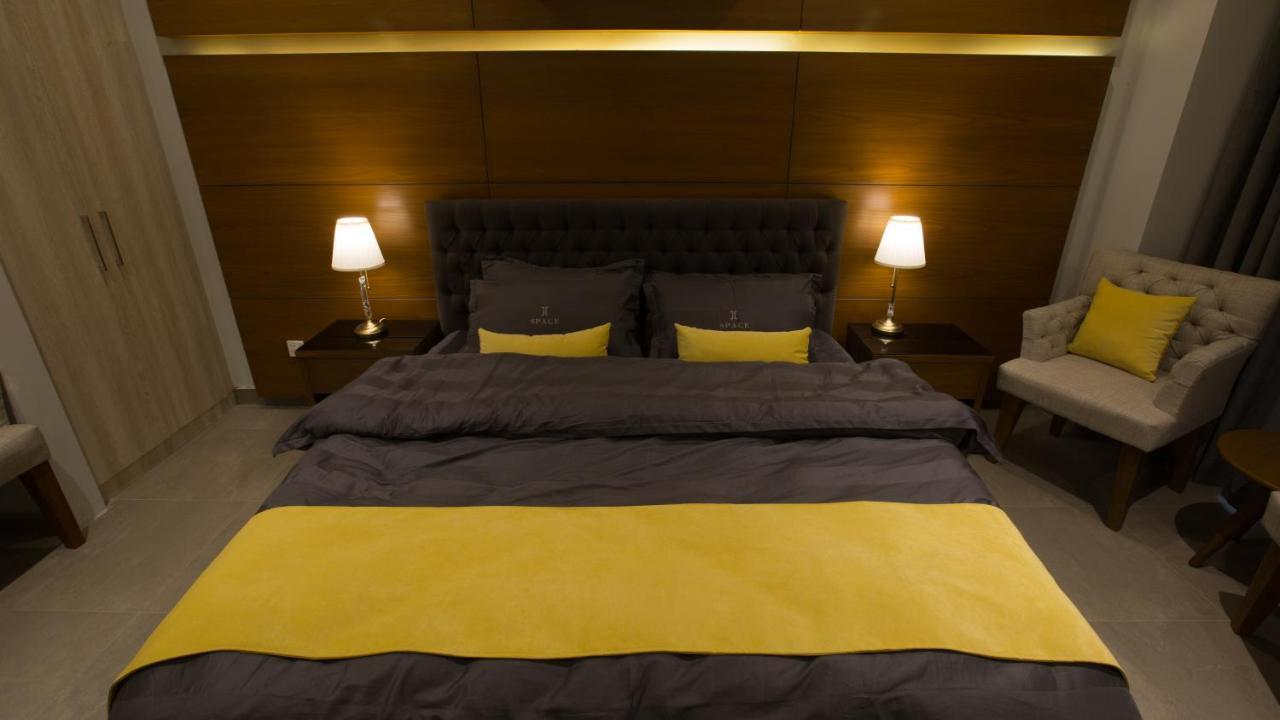 راوالبيندي Space Luxury Rental Suites المظهر الخارجي الصورة